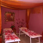 Begonville 3*
