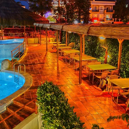 Begonville (adults Only) מלון 3*