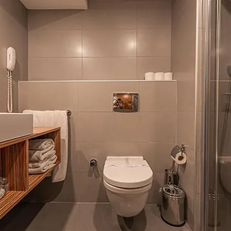 Begonville Hotel