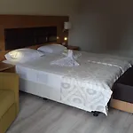 Hotel Begonville 3*